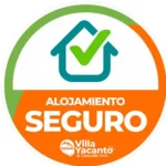 insignia de alojamiento seguro en villa yacanto cordoba