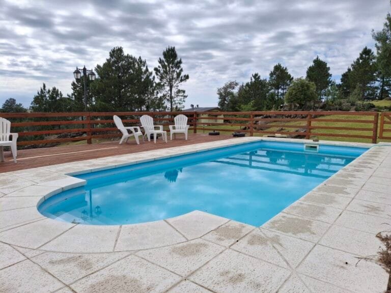 Cabanas con pileta en Villa Yacanto (7)